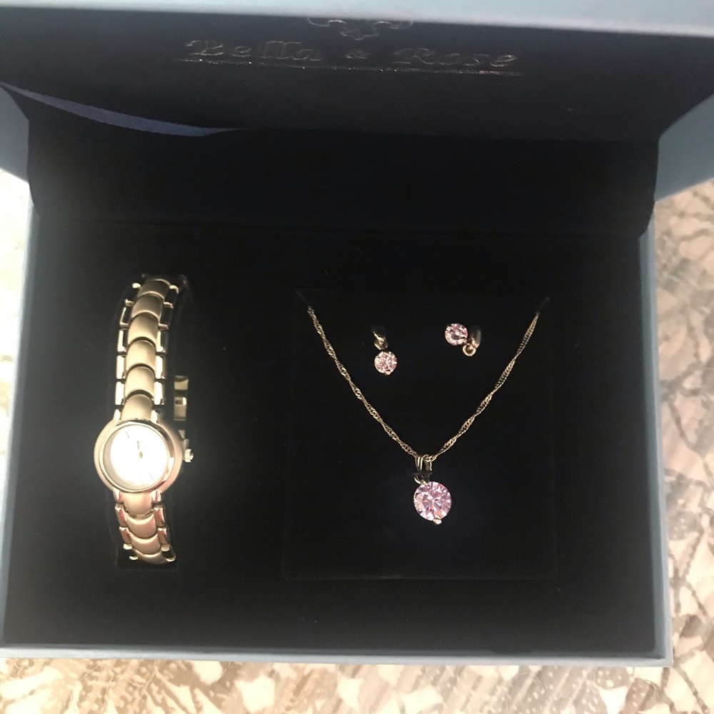 Bella & Rose watch/ earrings/ necklace gift set